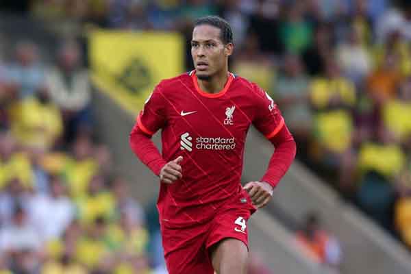 Top 10 trung vệ đắt giá nhất mọi thời đại: Maguire dẫn đầu, Varane bét bảng