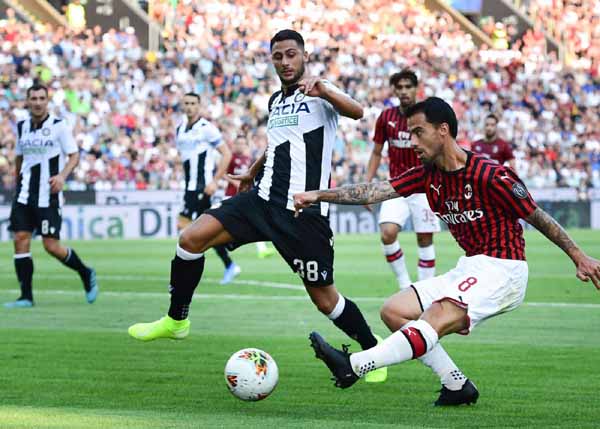 Nhận định Soi Kèo AC Milan vs Udinese: Bảo vệ ngôi đầu bảng