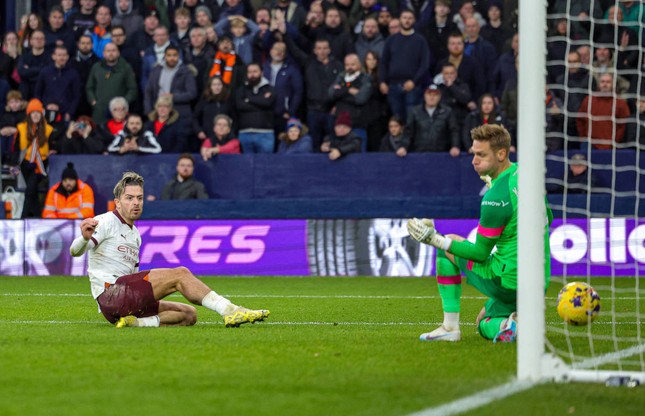 Man City chấm dứt chuỗi 4 trận không thắng tại Ngoại hạng Anh