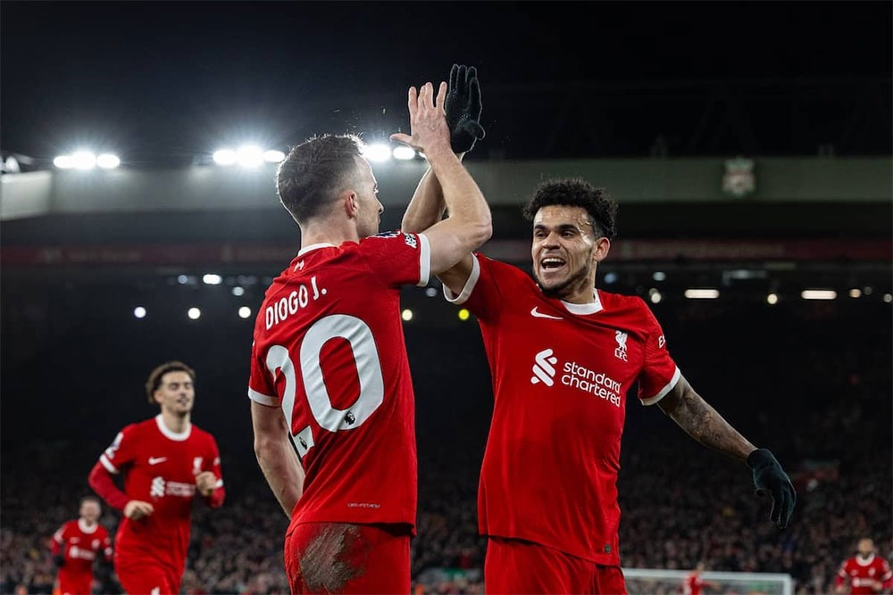 Liverpool xây chắc ngôi đầu