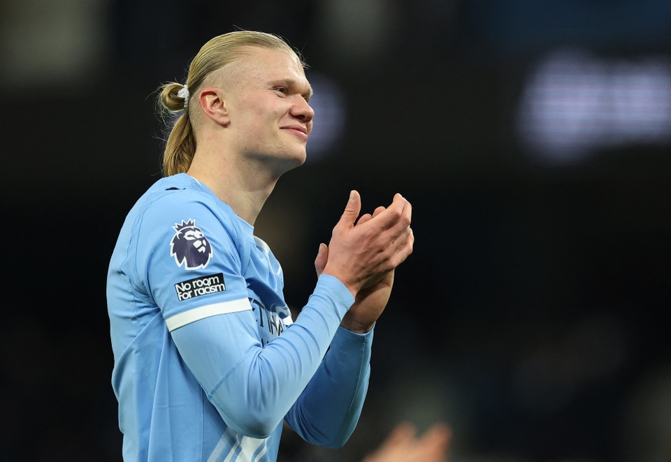 Man City đáng sợ trở lại