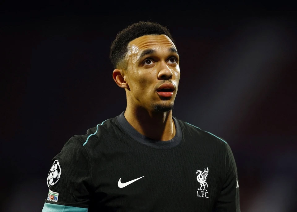 Real Madrid ra giá mua Alexander-Arnold