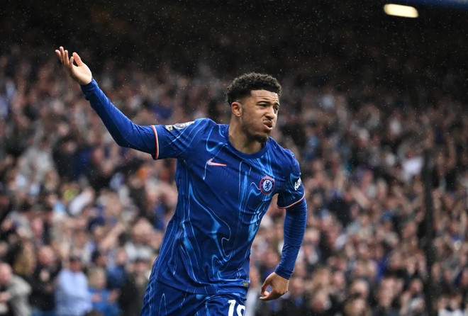 Sancho bất ngờ vụt sáng giải cứu Chelsea
