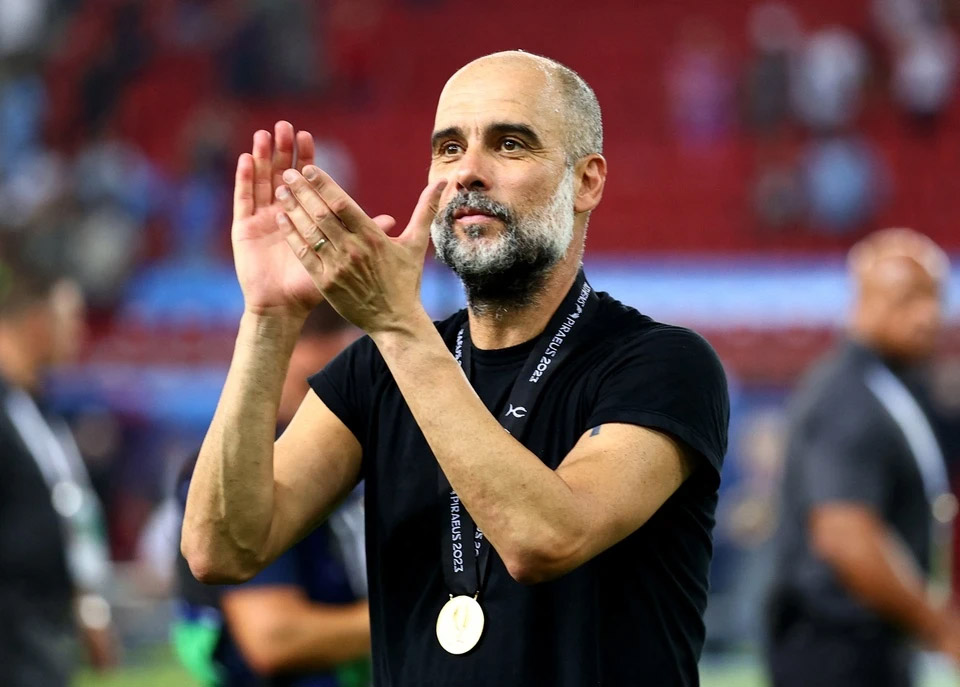 Pep Guardiola tạo kỷ lục mua sắm