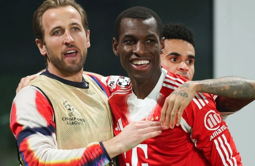 Bayern đặt một chân vào tứ kết sau trận thắng 6-1